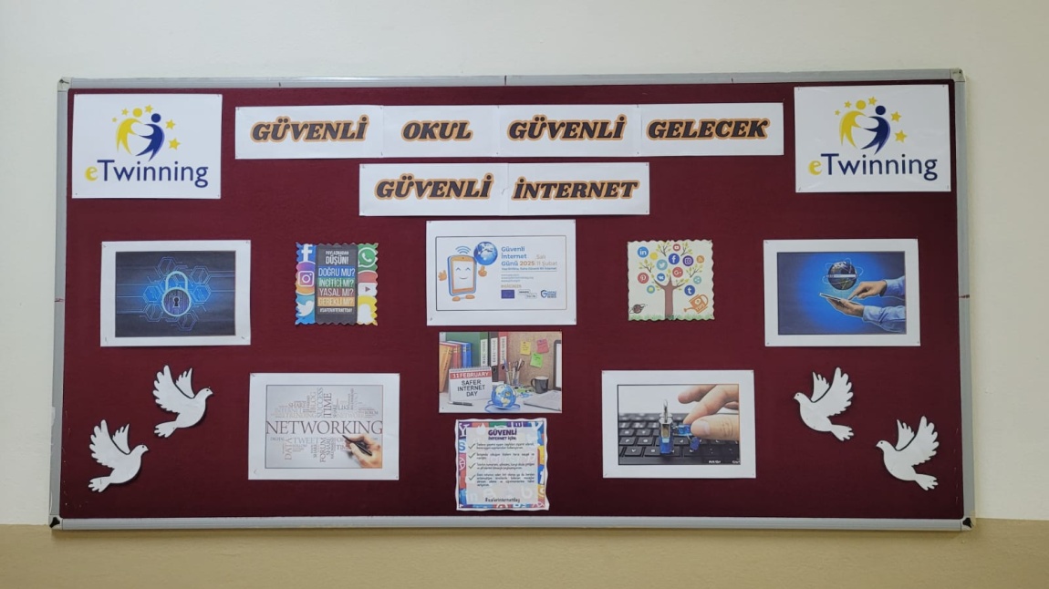 Güvenli İnternet Bilgilendirme Panosu